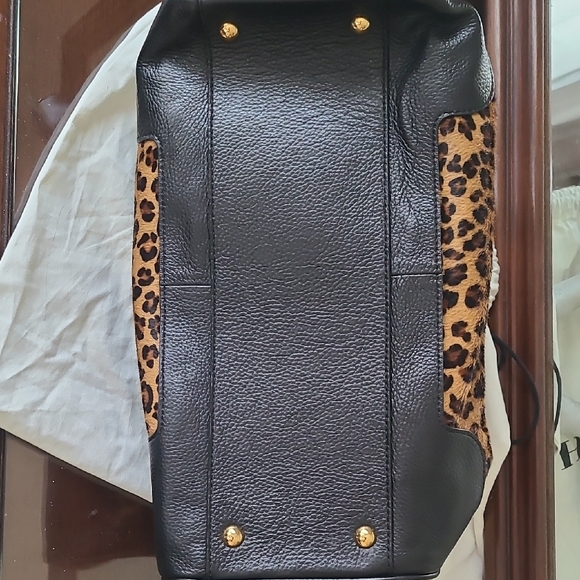 Banana Republic Leopard Print Satchel with Black Details - Picture 6 of 6